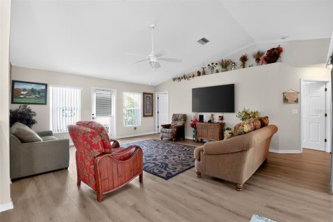Villa ou maison à vendre à North Port, Floride: 3 chambres, 139.82 m2 № 1904257 - photo 8