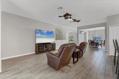 Casa en venta en Palmetto, Florida, 4 dormitorios, 224.08 m2 № 1662372 - foto 12