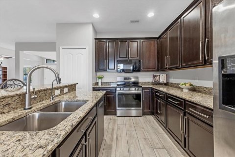 Casa en venta en Palmetto, Florida, 4 dormitorios, 224.08 m2 № 1662372 - foto 2