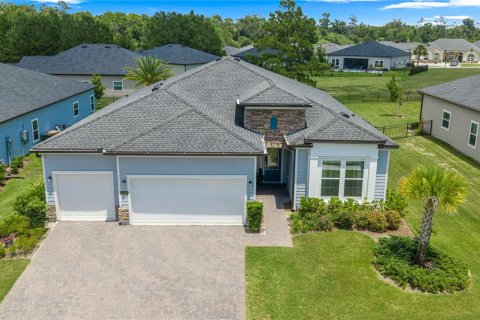 House in Ocala, Florida 4 bedrooms, 212.93 sq.m. № 2211337 - photo 9