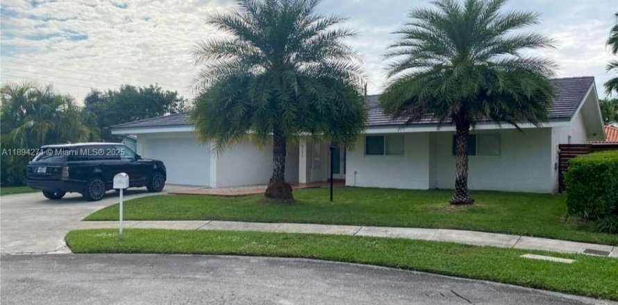 Villa ou maison à Miami, Floride 4 chambres, 168.06 m2 № 1946083