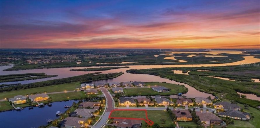Land in Parrish, Florida № 2217676