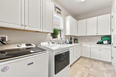 Casa en venta en Tampa, Florida, 3 dormitorios, 211.17 m2 № 2383348 - foto 28