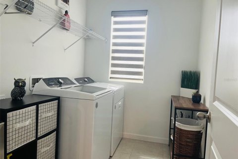 Снять в аренду виллу или дом в Клермон, Флорида 6 комнат, 143.53м2, № 1903386 - фото 14