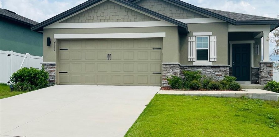 Дом в Клермон, Флорида 6 комнат, 143.53м2 № 1903386