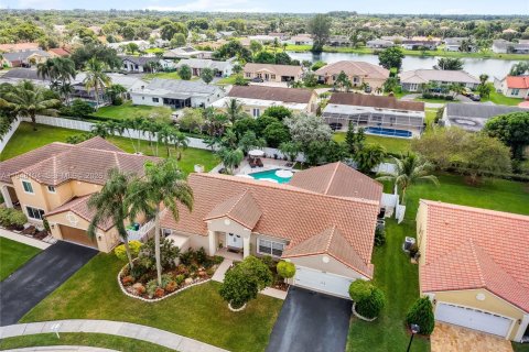 Villa ou maison à vendre à Sunrise, Floride: 4 chambres, 209.59 m2 № 2009342 - photo 8