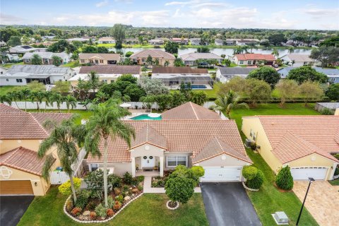 Villa ou maison à vendre à Sunrise, Floride: 4 chambres, 209.59 m2 № 2009342 - photo 5