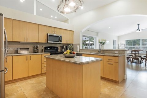 Villa ou maison à vendre à Sunrise, Floride: 4 chambres, 209.59 m2 № 2009342 - photo 27