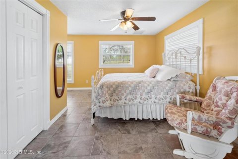 House in Hampton, Florida 3 bedrooms, 115.94 sq.m. № 2148845 - photo 12