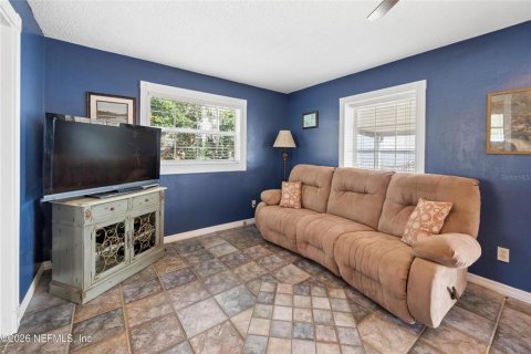 House in Hampton, Florida 3 bedrooms, 115.94 sq.m. № 2148845 - photo 10