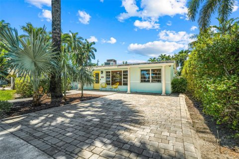House in Hollywood, Florida 3 bedrooms, 106.84 sq.m. № 1839544 - photo 4
