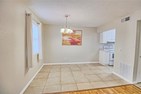 Condo in Tampa, Florida, 1 bedroom  № 1760287 - photo 6