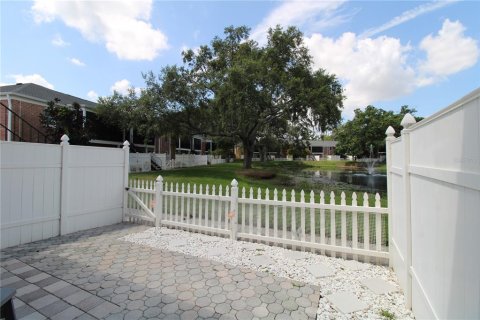 Condo in Tampa, Florida, 1 bedroom  № 1760287 - photo 14