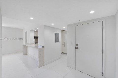 Copropriété à vendre à Coral Gables, Floride: 2 chambres, 145.86 m2 № 2318227 - photo 7