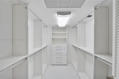 Copropriété à vendre à Coral Gables, Floride: 2 chambres, 145.86 m2 № 2318227 - photo 13