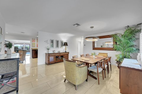 Villa ou maison à vendre à Pompano Beach, Floride: 4 chambres, 171.31 m2 № 2185349 - photo 15