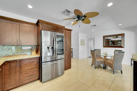 Villa ou maison à vendre à Pompano Beach, Floride: 4 chambres, 171.31 m2 № 2185349 - photo 6