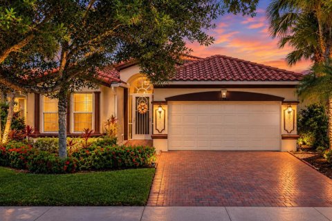 Casa en Port St. Lucie, Florida 2 dormitorios, 161.46 m2 № 2389633