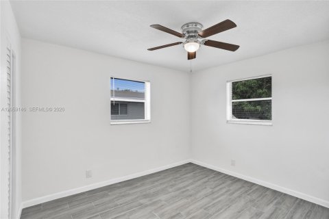 Villa ou maison à louer à Sunrise, Floride: 3 chambres, 100.33 m2 № 2260442 - photo 14