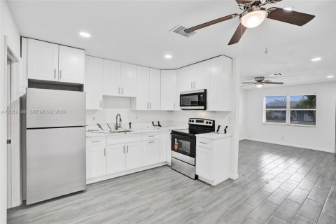 Villa ou maison à Sunrise, Floride 3 chambres, 100.33 m2 № 2260442