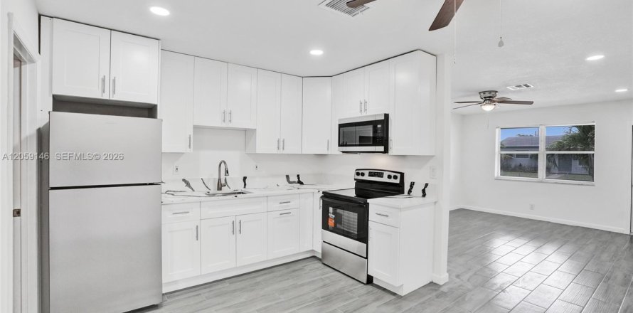 Villa ou maison à Sunrise, Floride 3 chambres, 100.33 m2 № 2260442