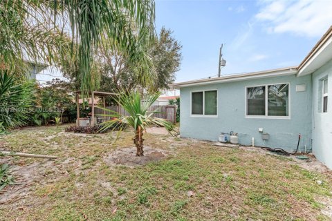 Villa ou maison à louer à Lantana, Floride: 2 chambres, 89.56 m2 № 1975203 - photo 19