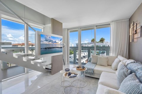 Condo in Bay Harbor Islands, Florida, 3 bedrooms № 1971168 - photo 3