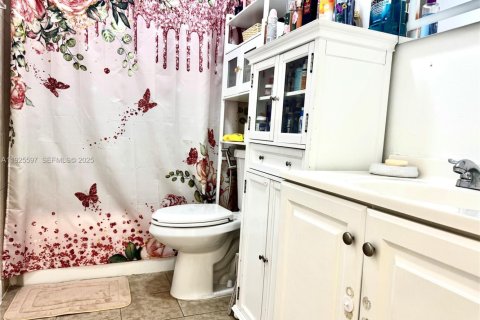 Купить виллу или дом в Майами, Флорида 3 спальни, 97.55м2, № 1984206 - фото 14