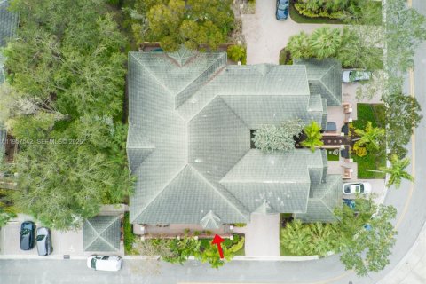 Condo in Weston, Florida, 3 bedrooms  № 2011607 - photo 5