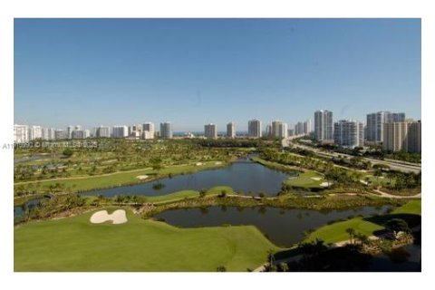 Condo in Aventura, Florida, 1 bedroom  № 1970642 - photo 28