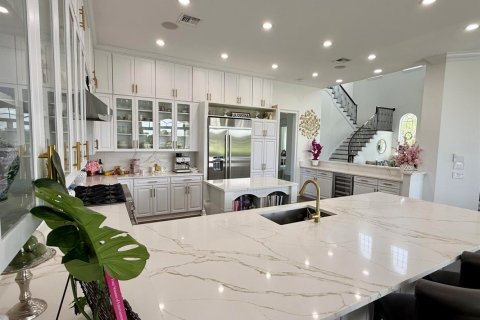 Casa en venta en Port St. Lucie, Florida, 4 dormitorios, 414.07 m2 № 2276799 - foto 13
