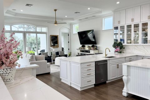 Casa en venta en Port St. Lucie, Florida, 4 dormitorios, 414.07 m2 № 2276799 - foto 11