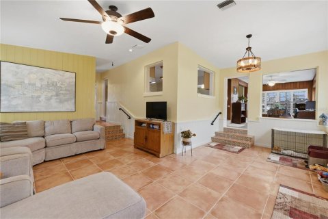 Casa en venta en Leesburg, Florida, 3 dormitorios, 195.09 m2 № 2387540 - foto 16