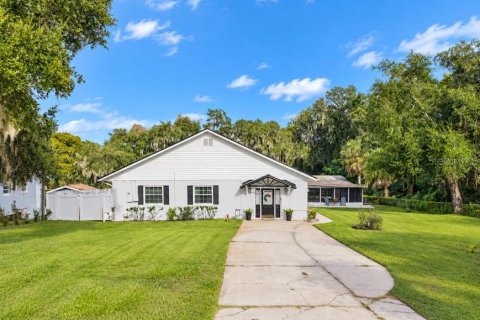 Casa en venta en Leesburg, Florida, 3 dormitorios, 195.09 m2 № 2387540 - foto 2
