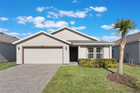 House in DeLand, Florida 4 bedrooms, 148.46 sq.m. № 1529102 - photo 1