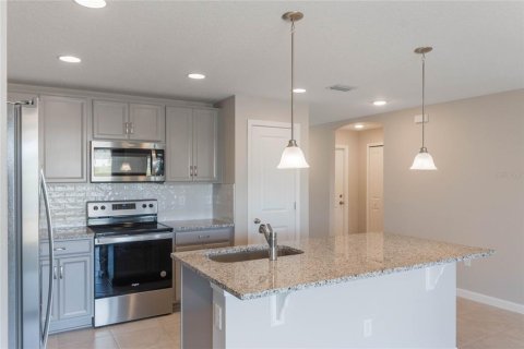 House in DeLand, Florida 4 bedrooms, 148.46 sq.m. № 1529102 - photo 5