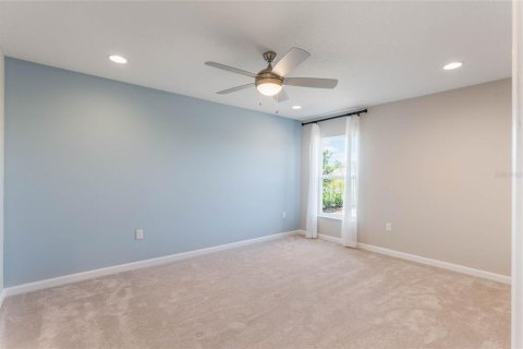House in DeLand, Florida 4 bedrooms, 148.46 sq.m. № 1529102 - photo 9