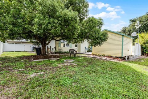 House in Lake Wales, Florida 3 bedrooms, 159.79 sq.m. № 1917235 - photo 28