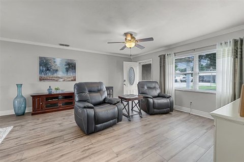 House in Lake Wales, Florida 3 bedrooms, 159.79 sq.m. № 1917235 - photo 6