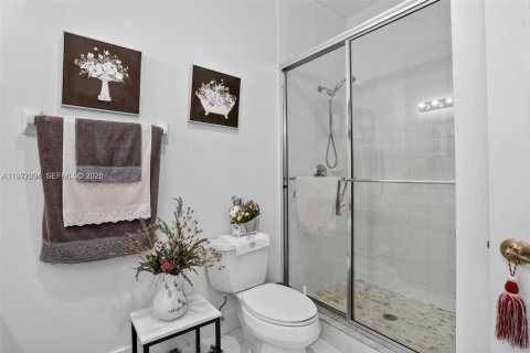 Townhouse in Pompano Beach, Florida 3 bedrooms, 174.84 sq.m. № 2041002 - photo 17