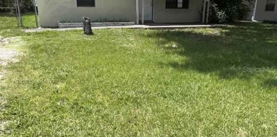 House in Tampa, Florida 2 bedrooms, 76.64 sq.m. № 1871073