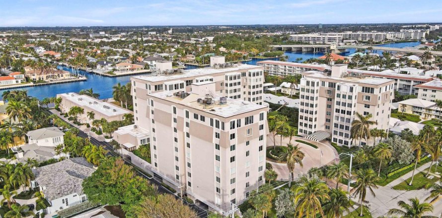 Condo in Delray Beach, Florida, 2 bedrooms № 1221385