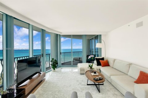 Condominio en venta en Miami Beach, Florida, 3 dormitorios, 215.53 m2 № 1993238 - foto 15