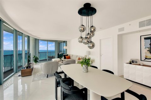 Condominio en venta en Miami Beach, Florida, 3 dormitorios, 215.53 m2 № 1993238 - foto 13