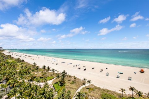 Condominio en venta en Miami Beach, Florida, 3 dormitorios, 215.53 m2 № 1993238 - foto 3