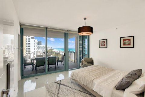 Condominio en venta en Miami Beach, Florida, 3 dormitorios, 215.53 m2 № 1993238 - foto 22