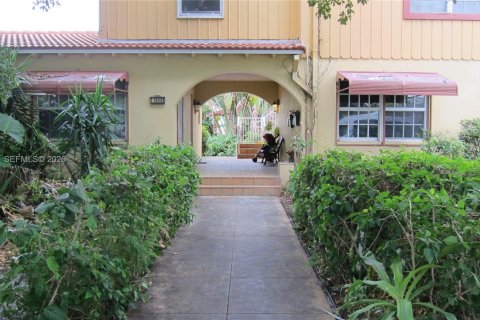 Appartement à louer à Hollywood, Floride: 1 chambre, 71.53 m2 № 2009475 - photo 11