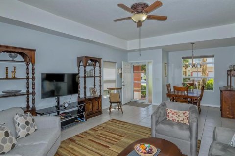 Copropriété à vendre à Bradenton, Floride: 2 chambres, 125.23 m2 № 1837420 - photo 5