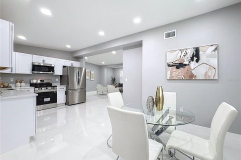 Villa ou maison à vendre à Orlando, Floride: 3 chambres, 113.25 m2 № 1848663 - photo 10