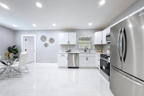 Villa ou maison à vendre à Orlando, Floride: 3 chambres, 113.25 m2 № 1848663 - photo 5